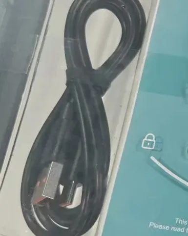 Zdjęcie od kupującego: dołączony kabel do ładowania USB-C