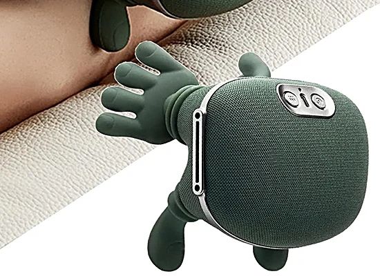 Masażer Odprężek — silikonowa dłoń, srebrny panel i brązowy pasek